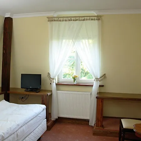 Dwor Bieland Bed & Breakfast Elblag