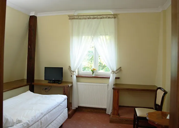 Dwor Bieland Bed & Breakfast Elblag