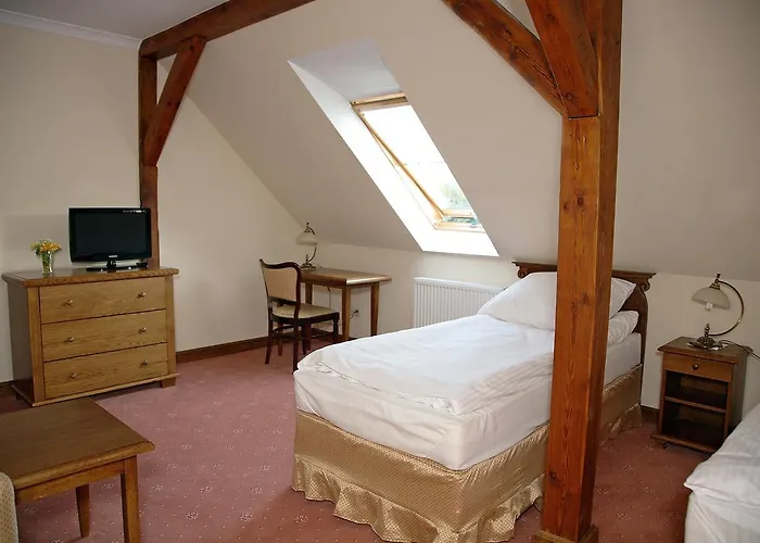 Dwor Bieland Bed & Breakfast